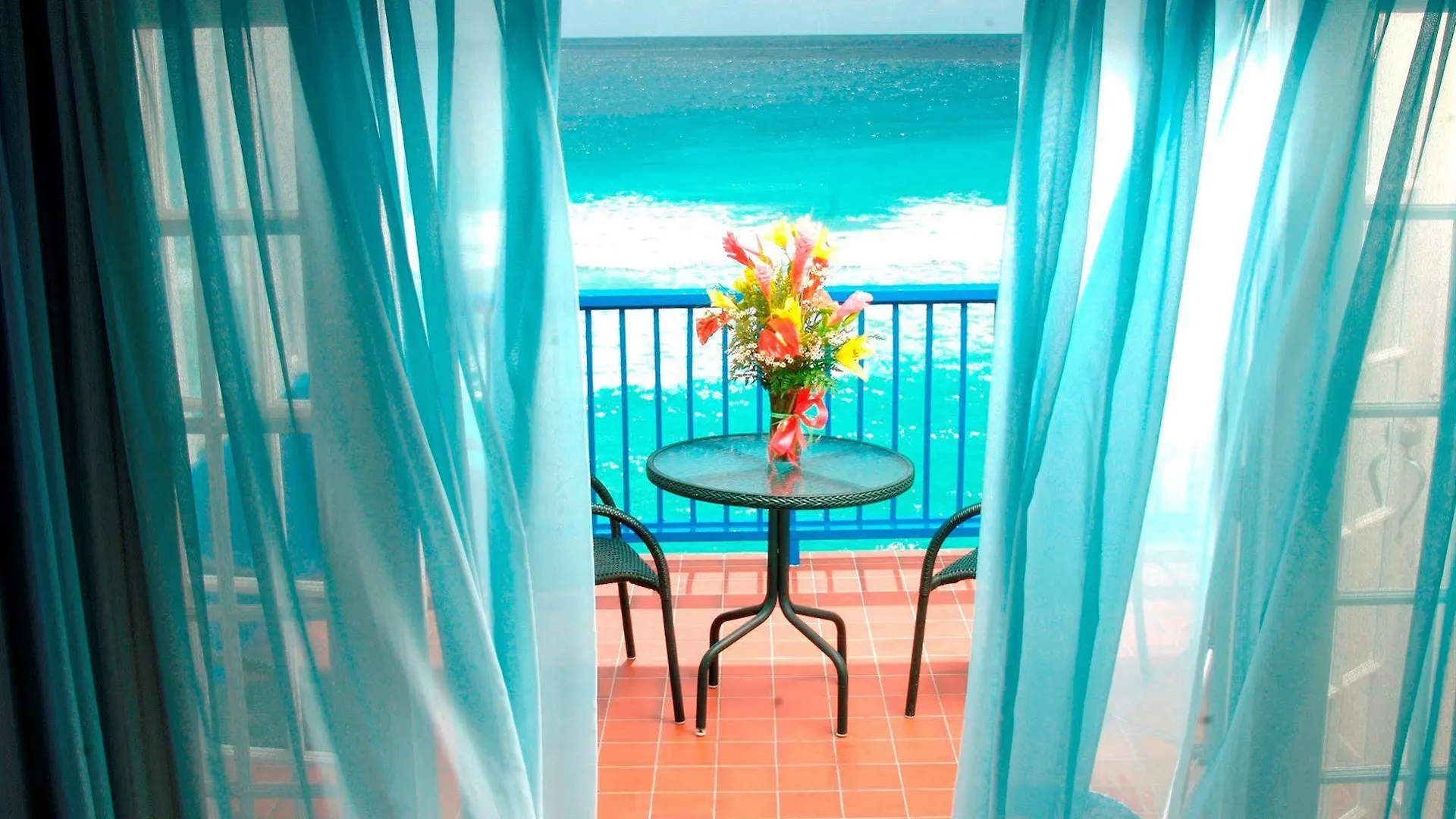 ***  South Gap Hotel Christ Church Barbados